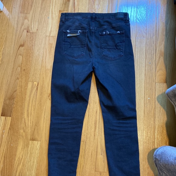 American Eagle Black Skinny Jeans - Picture 2 of 3